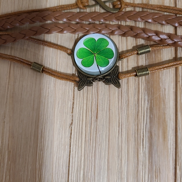 🍀🍀NEW🍀🍀SO PRETTY!! SHAMROCK Leather Bracelet 🍀🍀 - Picture 12 of 13